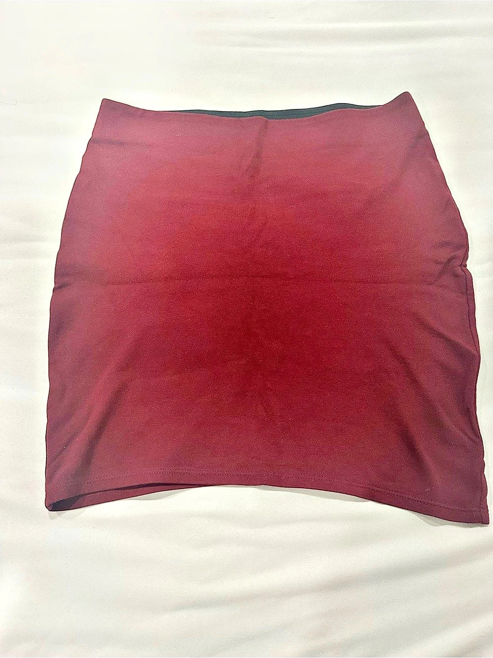 LOFT Mini Skirt in Burgundy Size Small
